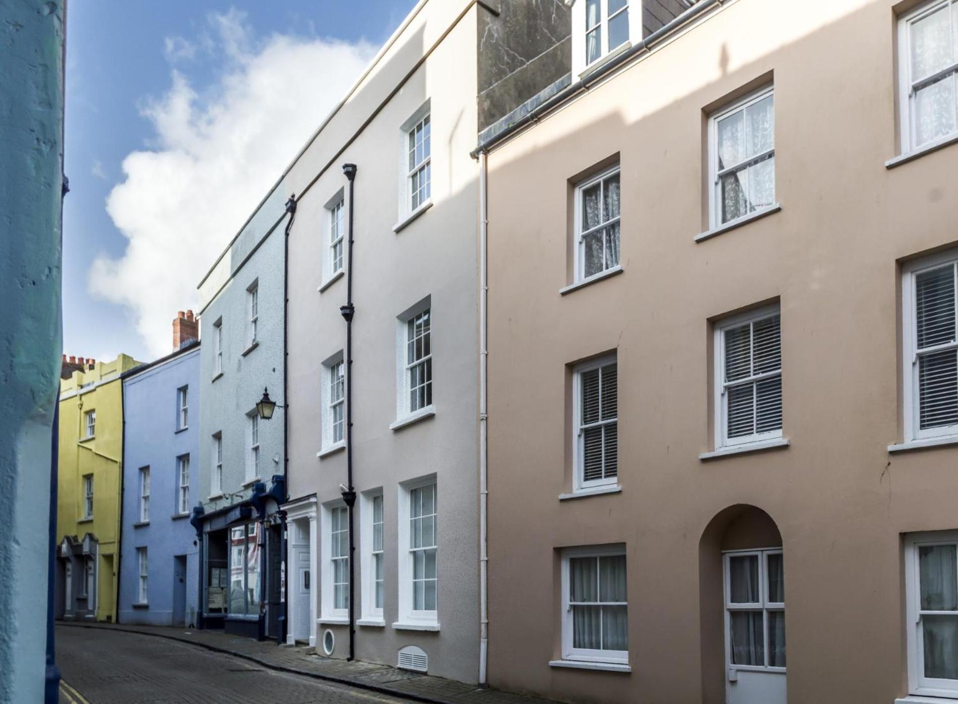 Lady Tenby - 2 Bedroom Apartment - Tenby Exteriör bild